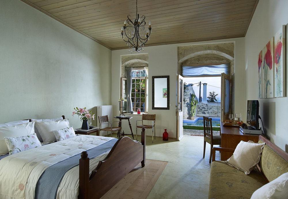 Villa Kerasia Vlakhiana Bagian luar foto